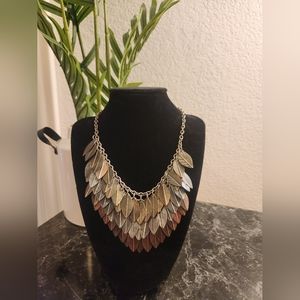 Cluster metal feather Layer multi color metal necklace